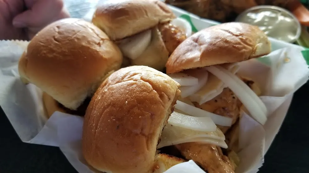 Mac's Chicken Slyders